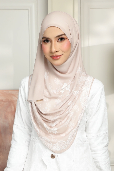 Aralyn Babes Printed Lacey in Champagne